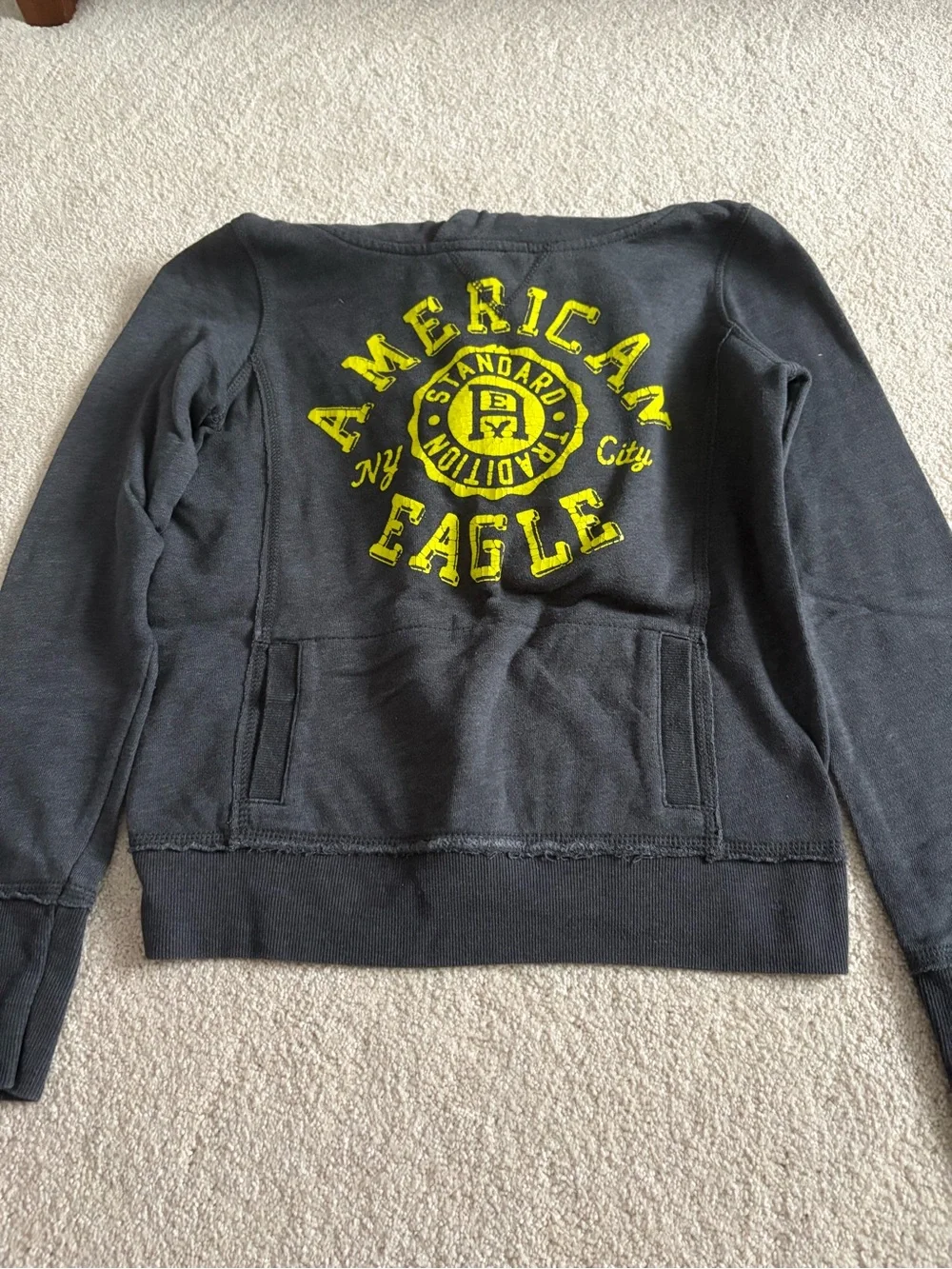 American Eagle Outfitters Black Sweatshirt with Yellow Logo - Picture 1 of 2